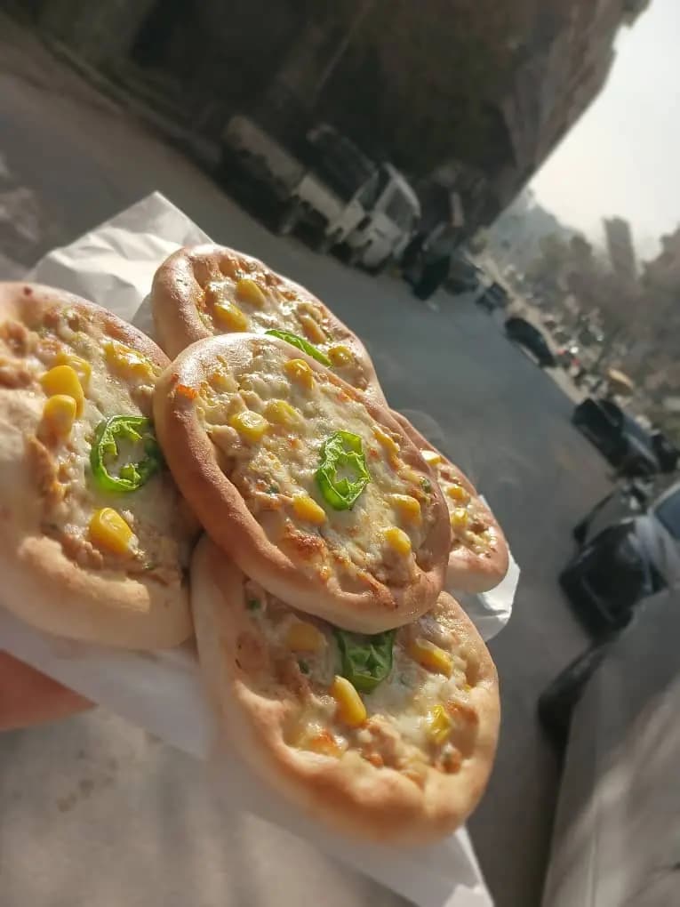 فطاير شيش مع قشقوان - صورة 1