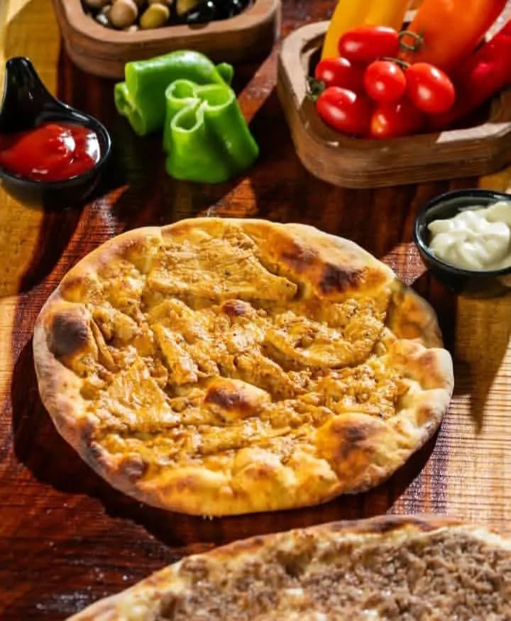 فطيرة شيش طاووق - صورة 1