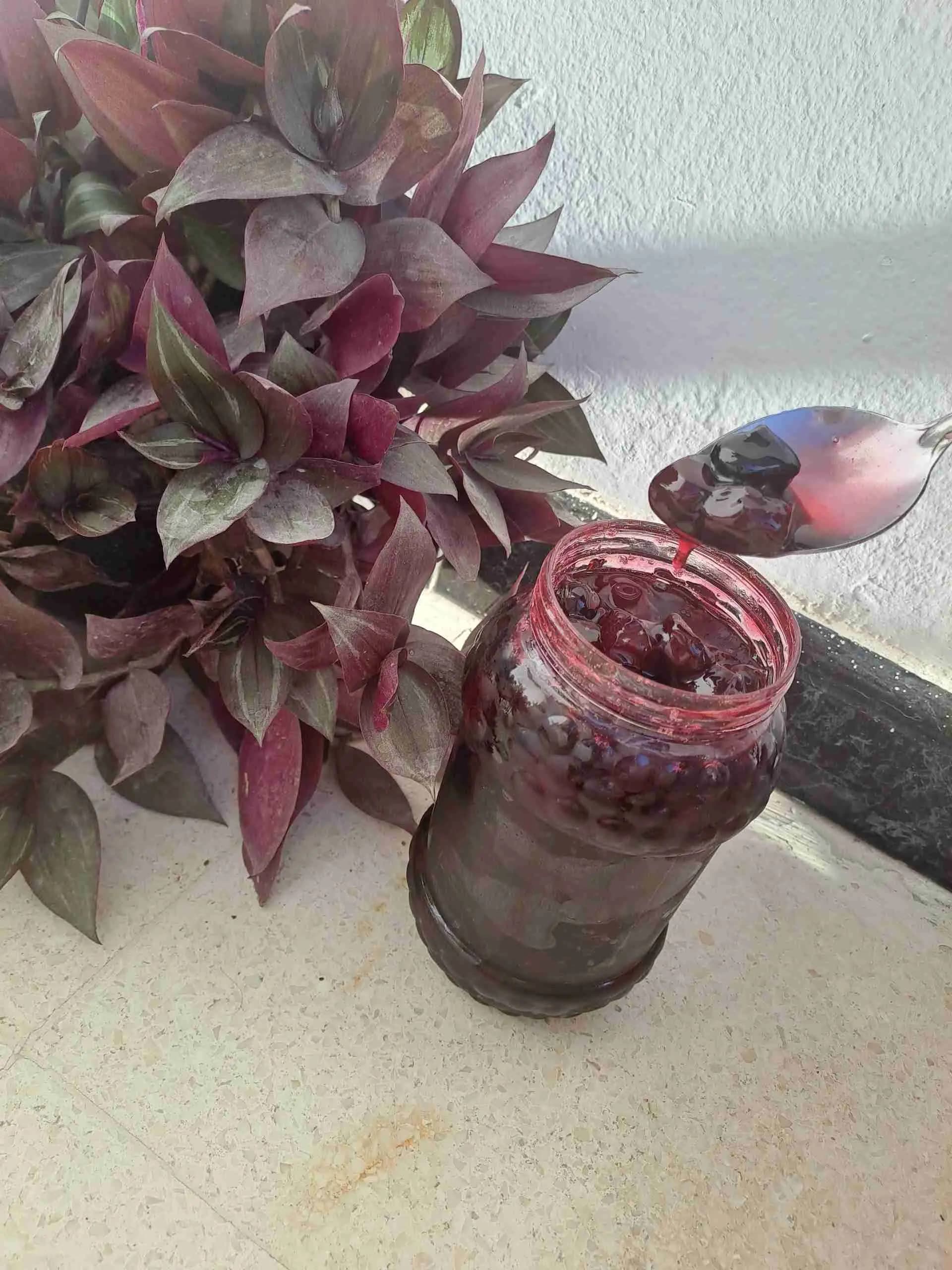 مربى كرز حبة كاملة - صورة 1