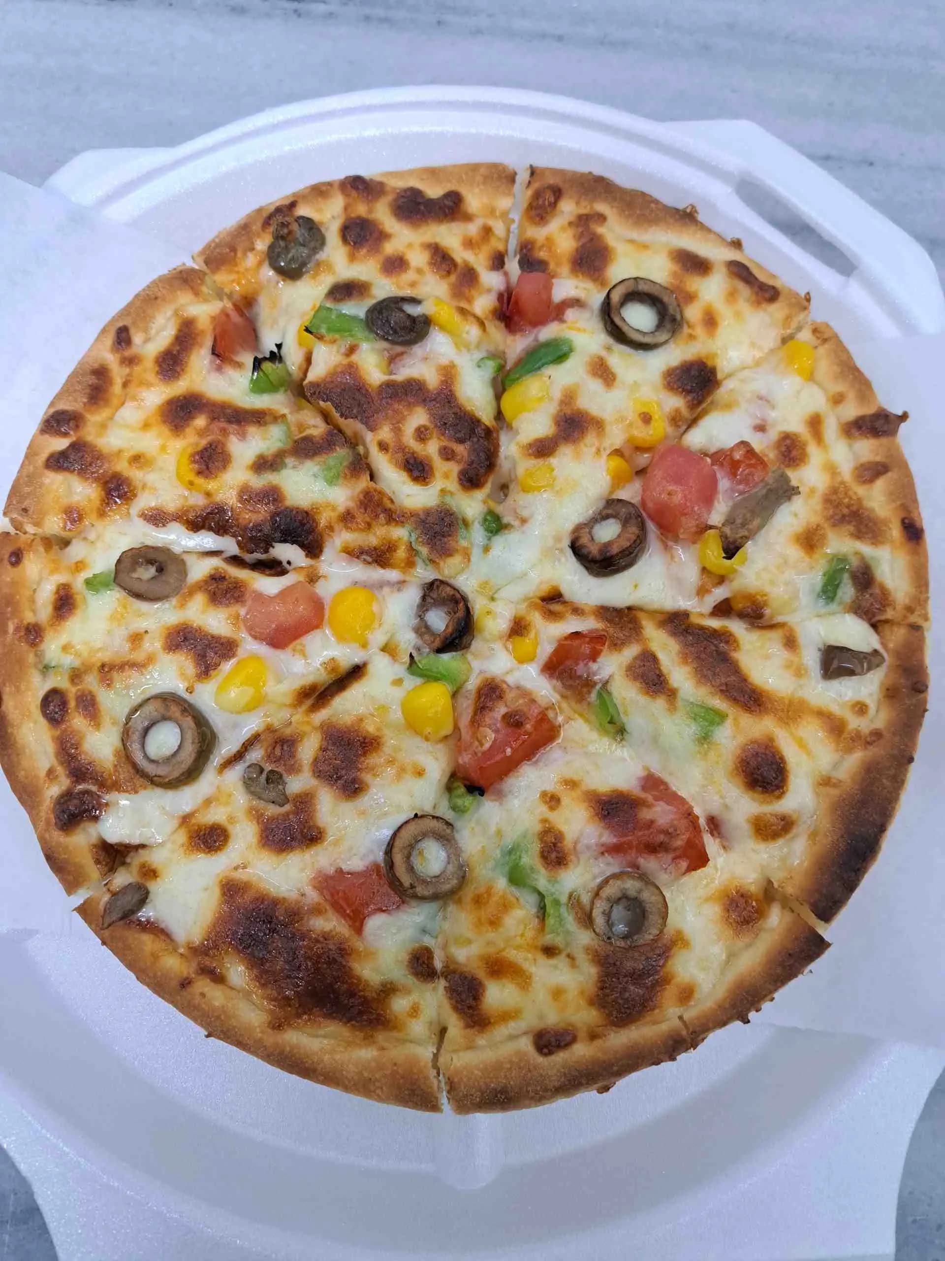 بيتزا صغير فصول الأربعة - صورة 1