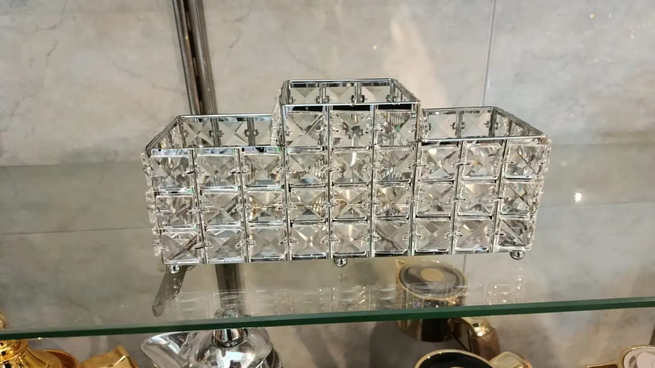 منظم مكياج  كريستال تقيل - صورة 2
