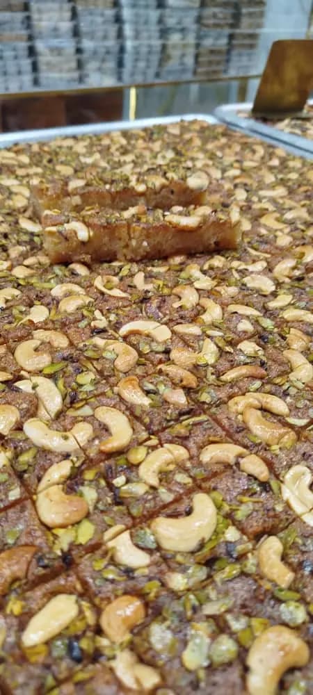 هريسة باالكاجو والسمن العربي - صورة 1